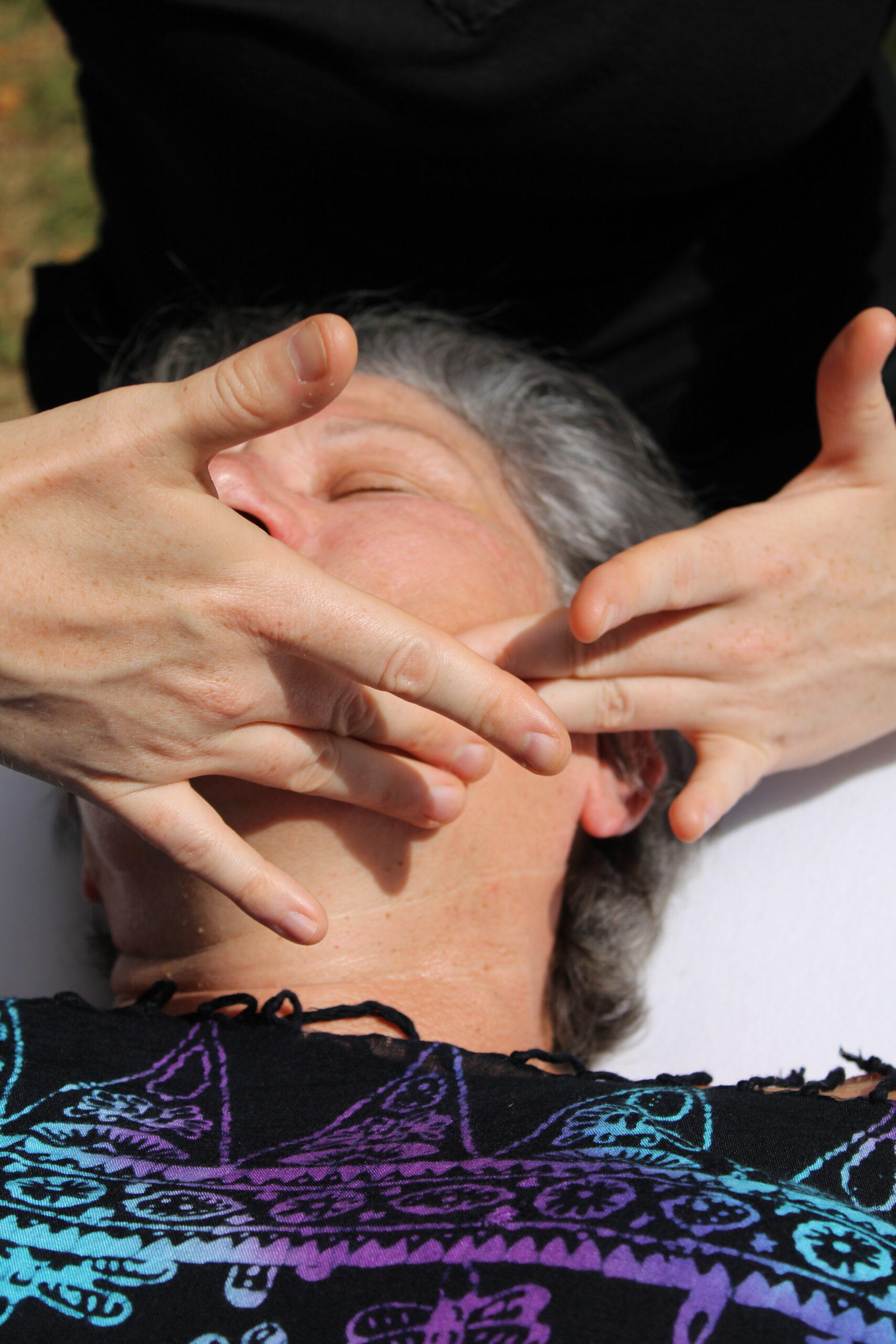 Massage Laura Lomi lomi kibido caen